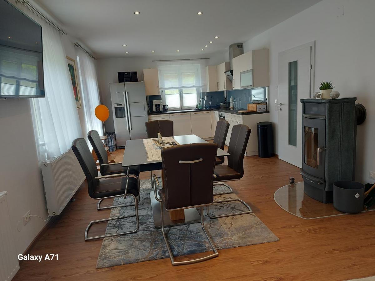 Ferienhaus Kaethe Klagenfurt am Woerthersee Kültér fotó